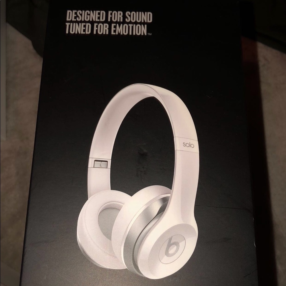 Solo 2 Beats-not wireless